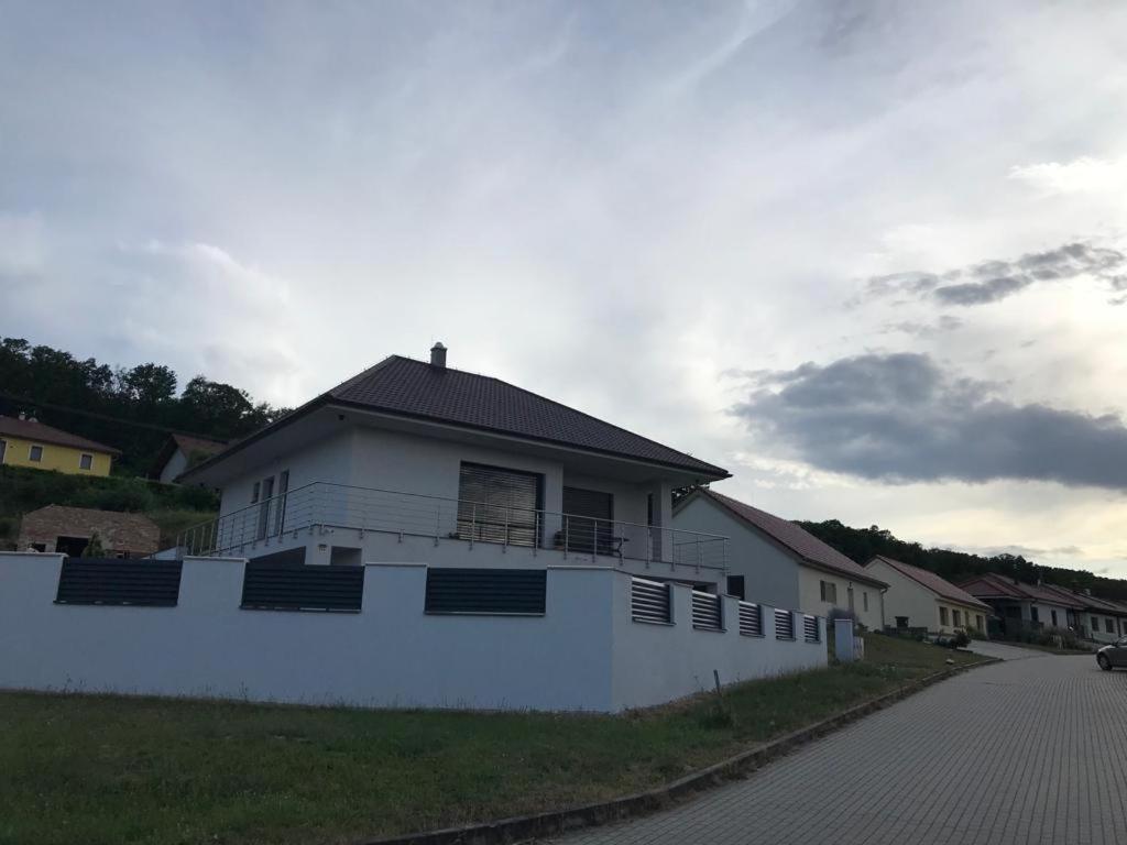 Ubytovani Sr Milovice  Exteriér fotografie