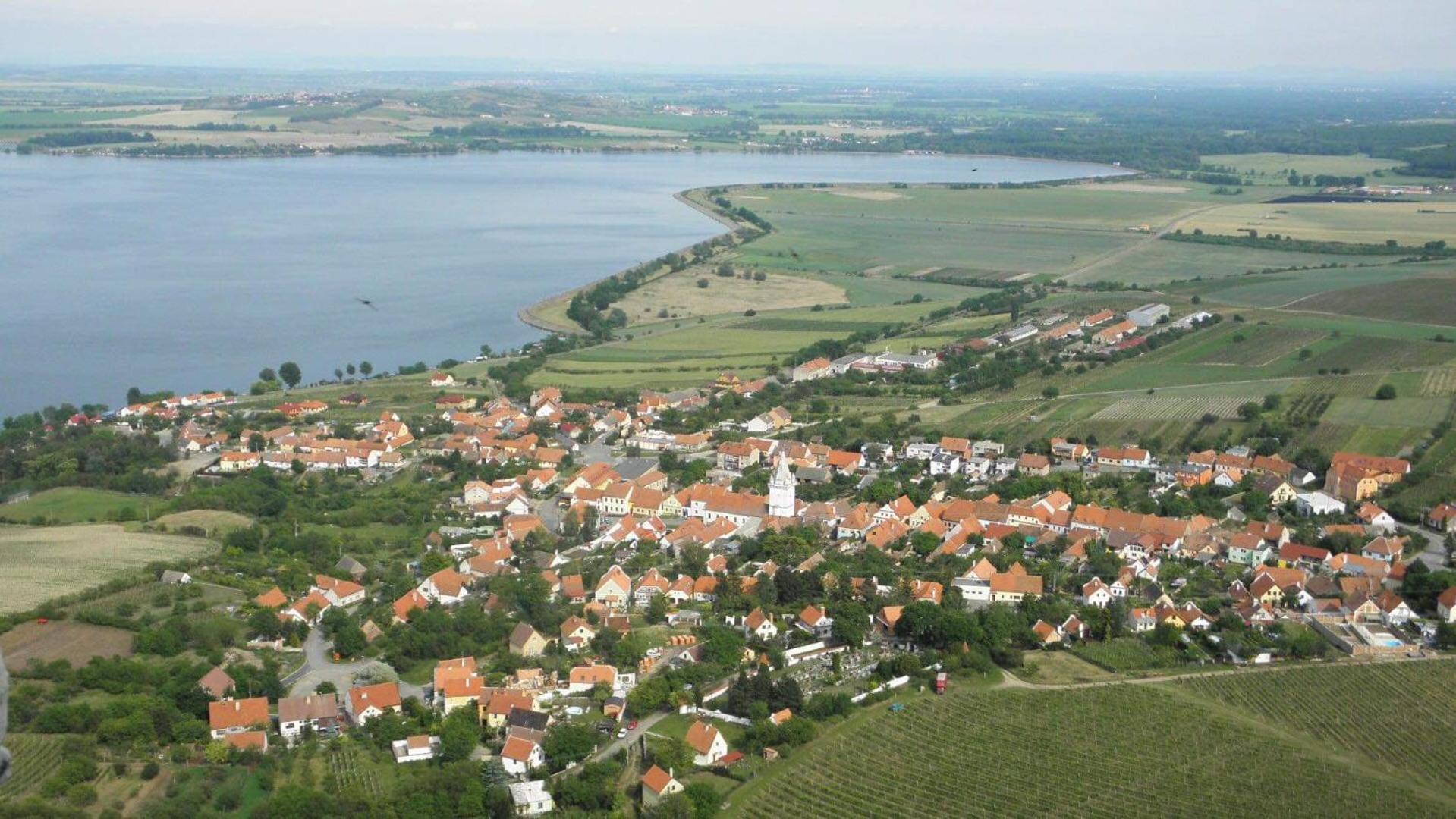 Ubytovani Sr Milovice  Exteriér fotografie